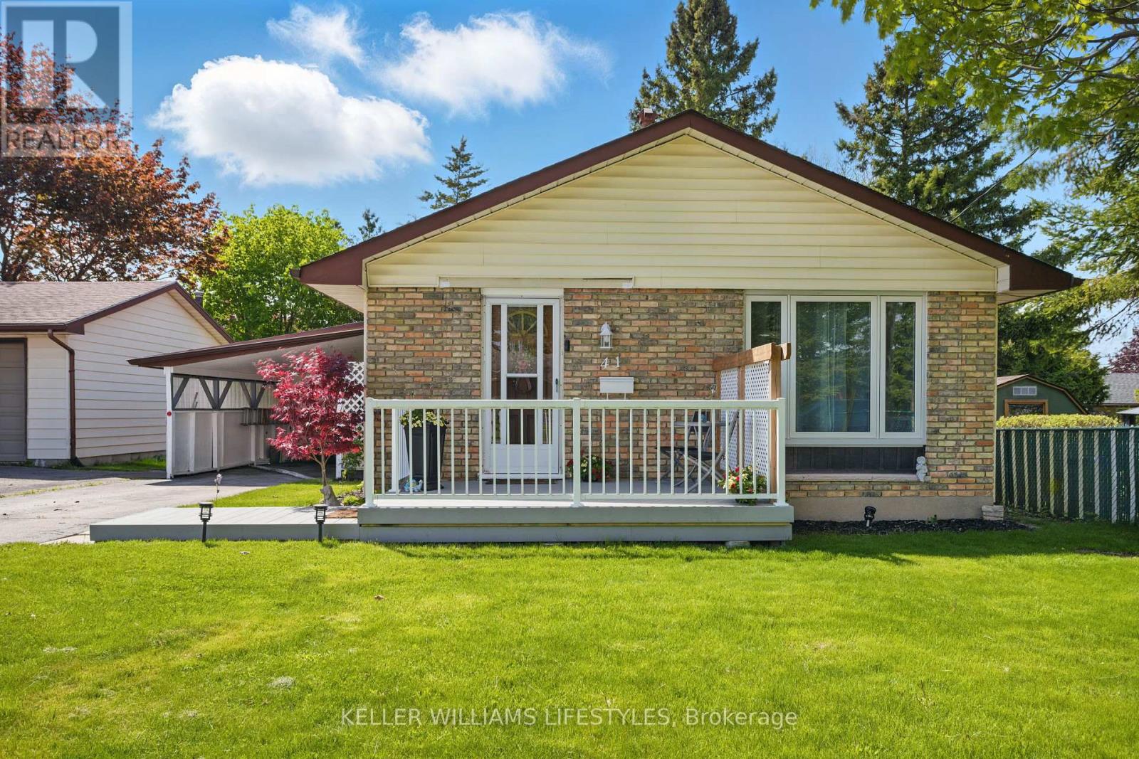 41 Manor Road, St. Thomas, Ontario  N5R 4Z4 - Photo 2 - X12144119