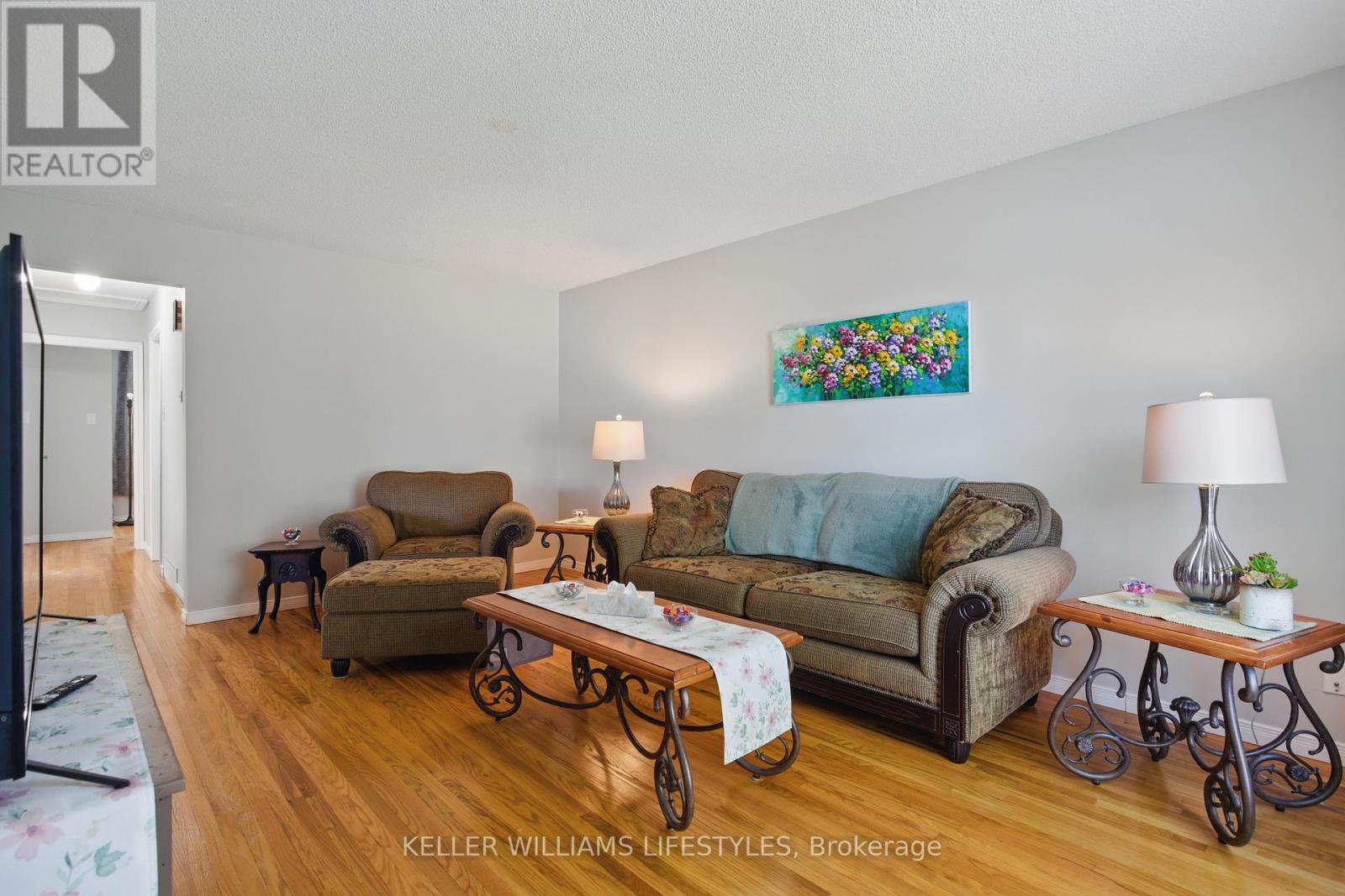 41 Manor Road, St. Thomas, Ontario  N5R 4Z4 - Photo 5 - X12144119