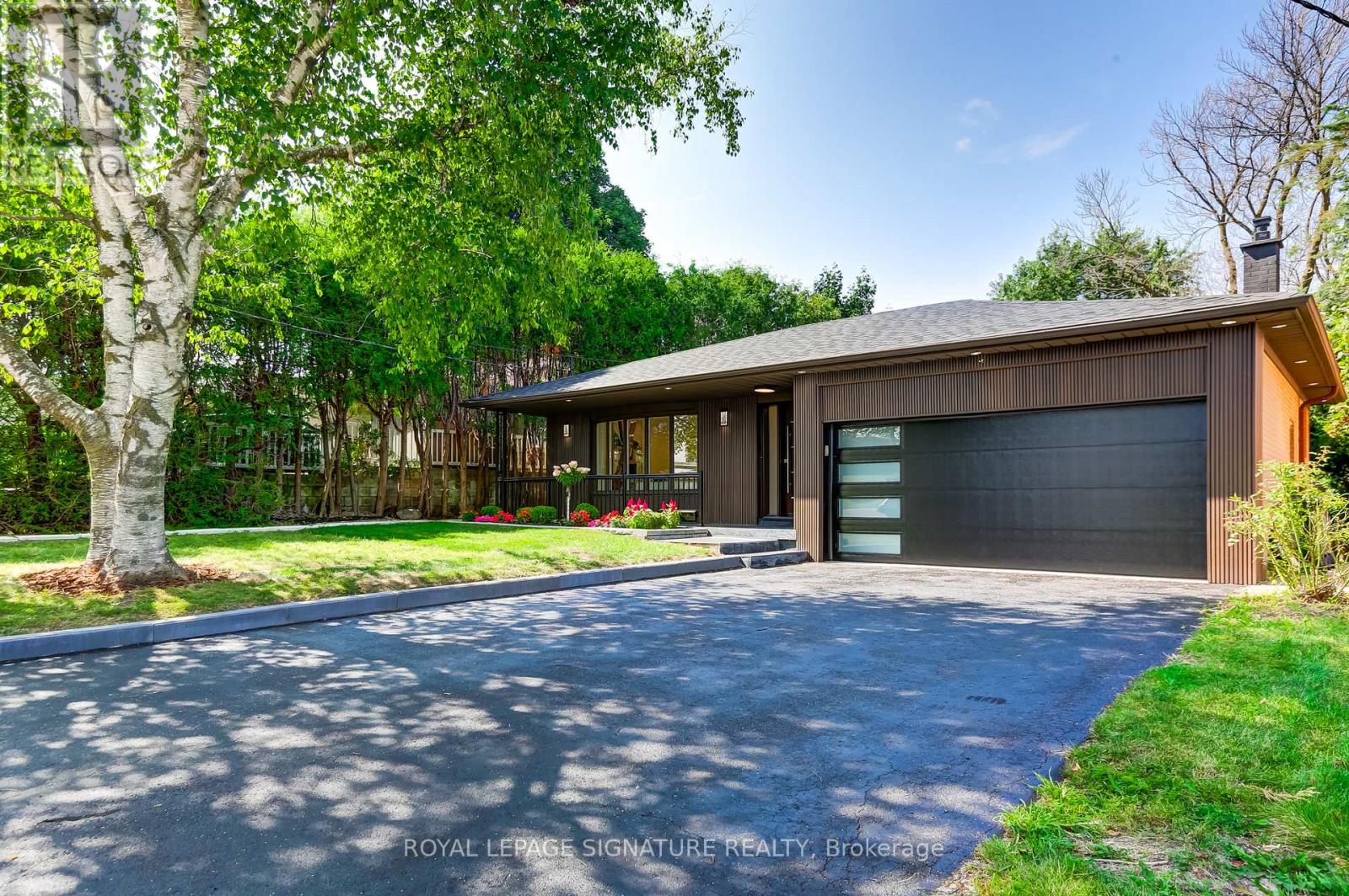 30 Snowcrest Avenue, Toronto, Ontario  M2K 2K7 - Photo 2 - C12143945
