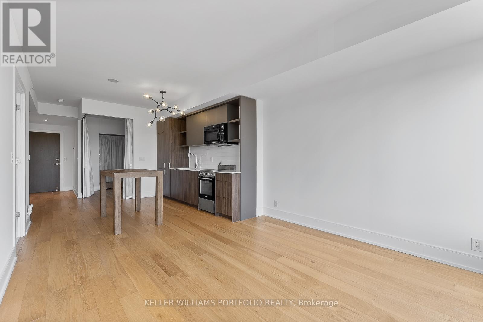 310 - 6 Parkwood Avenue, Toronto, Ontario  M4V 2W8 - Photo 16 - C12143986