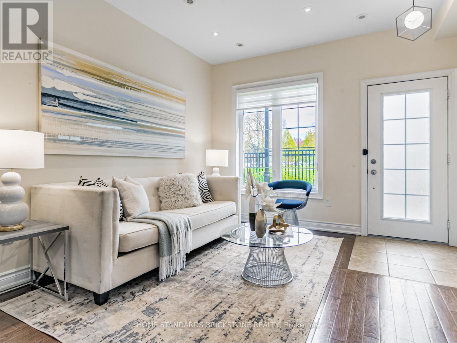7 - 10 Hargrave Lane, Toronto (Bridle Path-Sunnybrook-York Mills), Ontario  M4N 0A4 - Photo 3 - C12143989