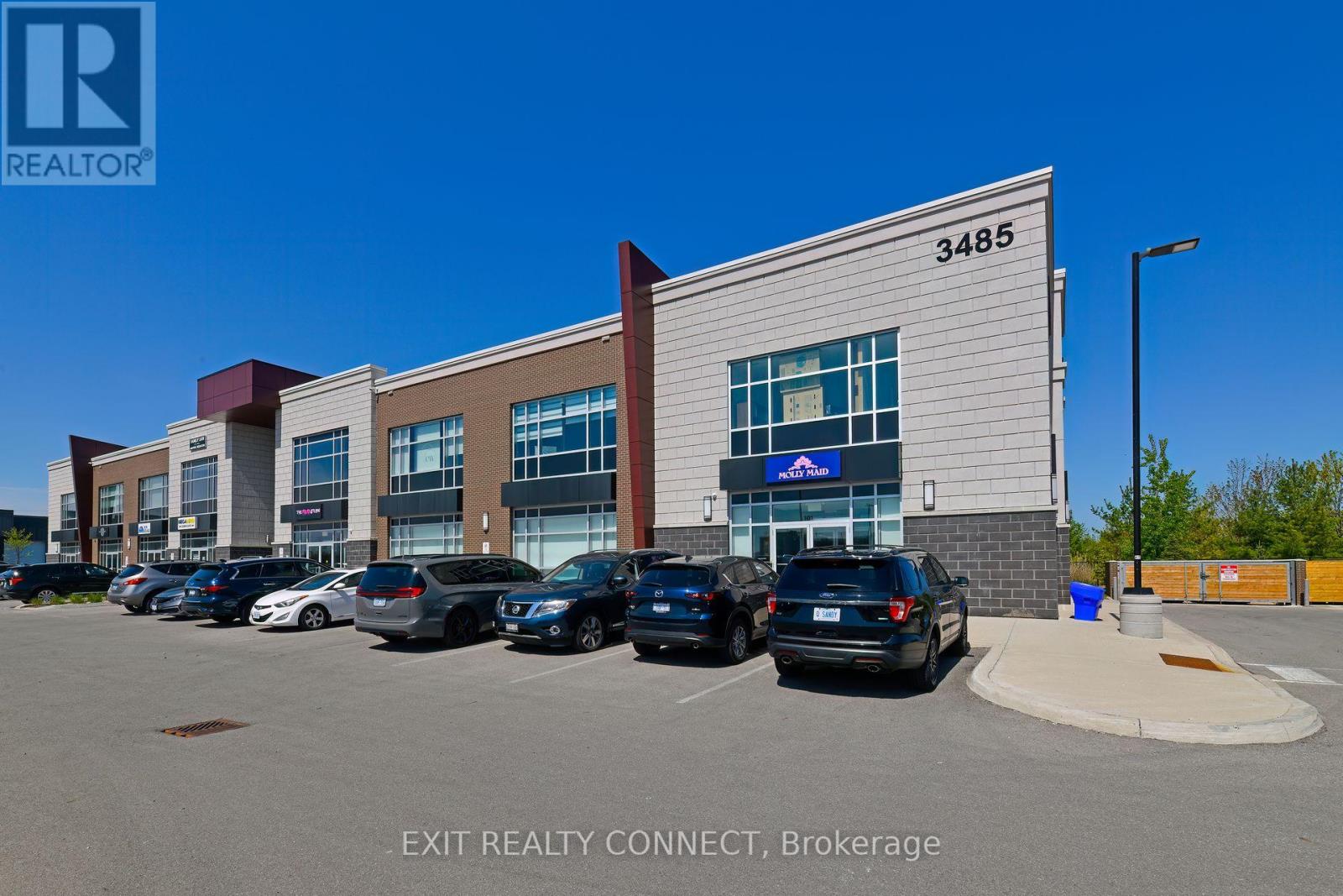 208 - 3485 Rebecca Street, Oakville (Qe Queen Elizabeth), Ontario  L6L 6X9 - Photo 17 - W12116809
