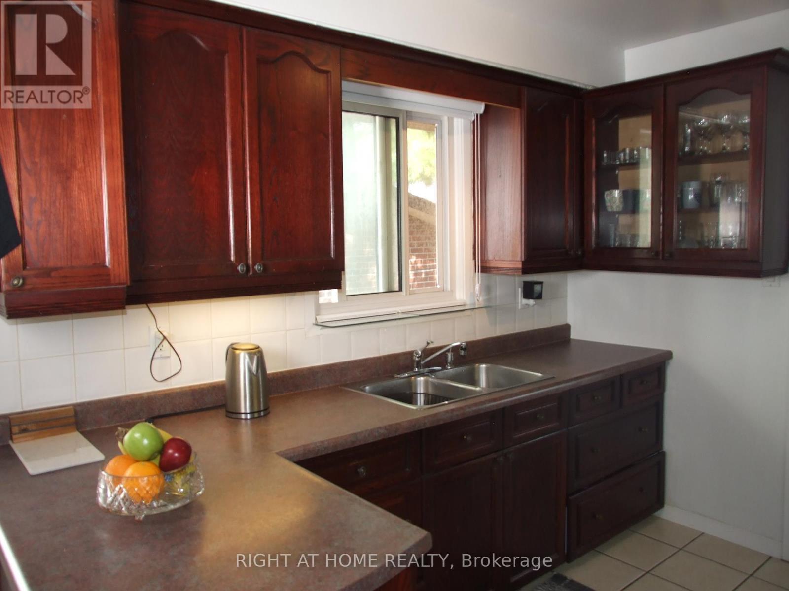 Property at 53 RENFIELD CRESCENT image 4