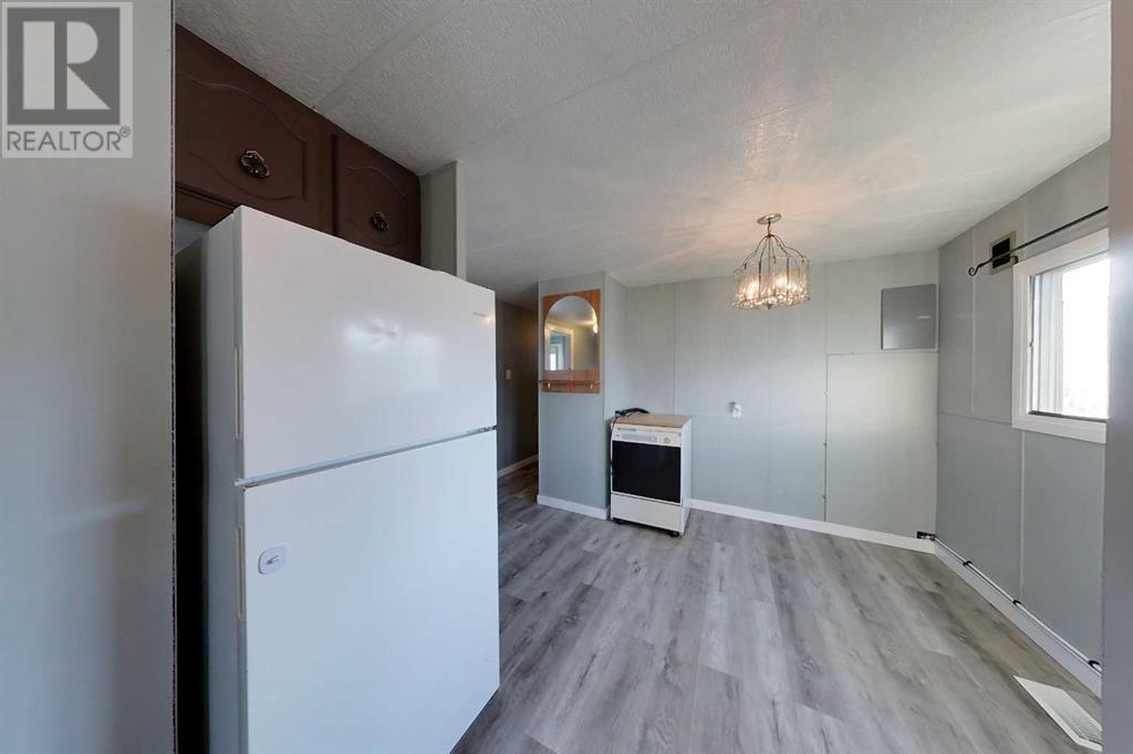 Property at 1112 13 Avenue SE image 5