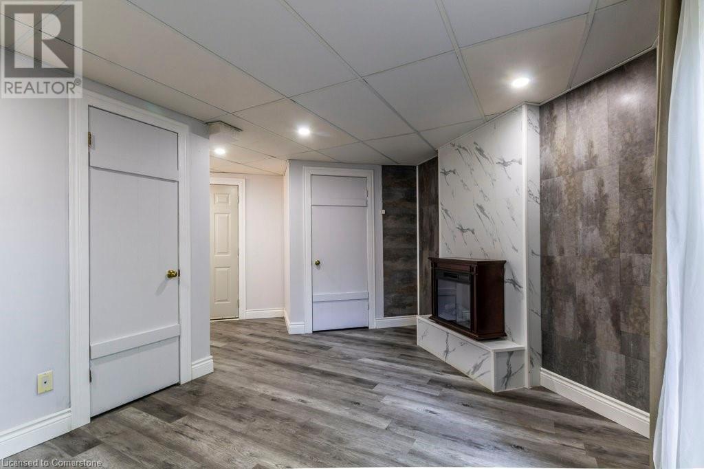 Property at 60 ELMSDALE Drive Unit# 63 image 5