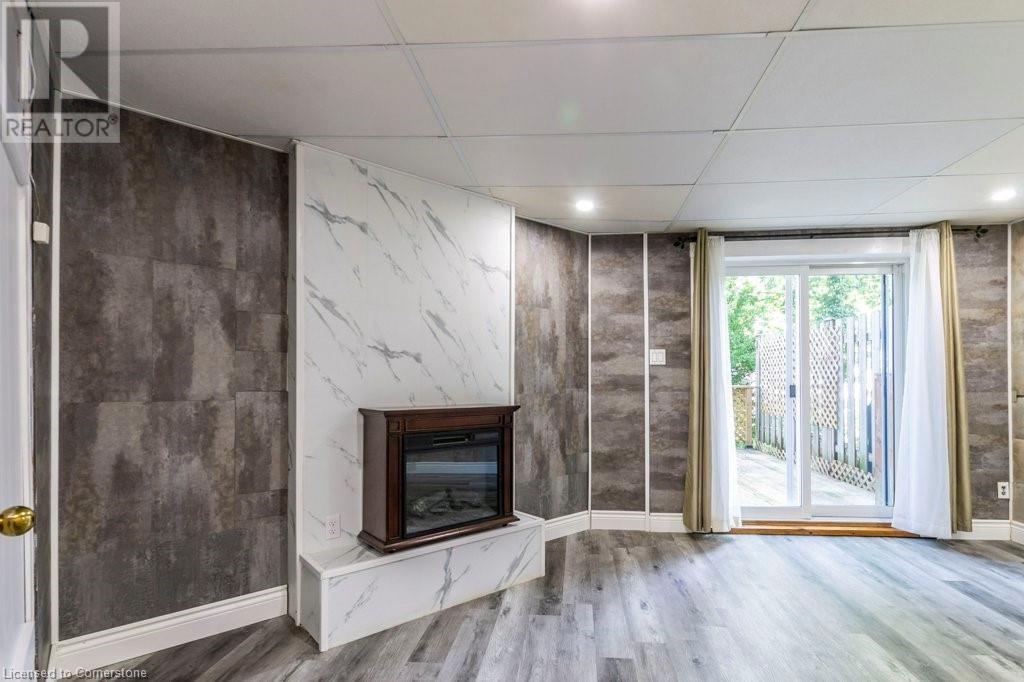 Property at 60 ELMSDALE Drive Unit# 63 image 4