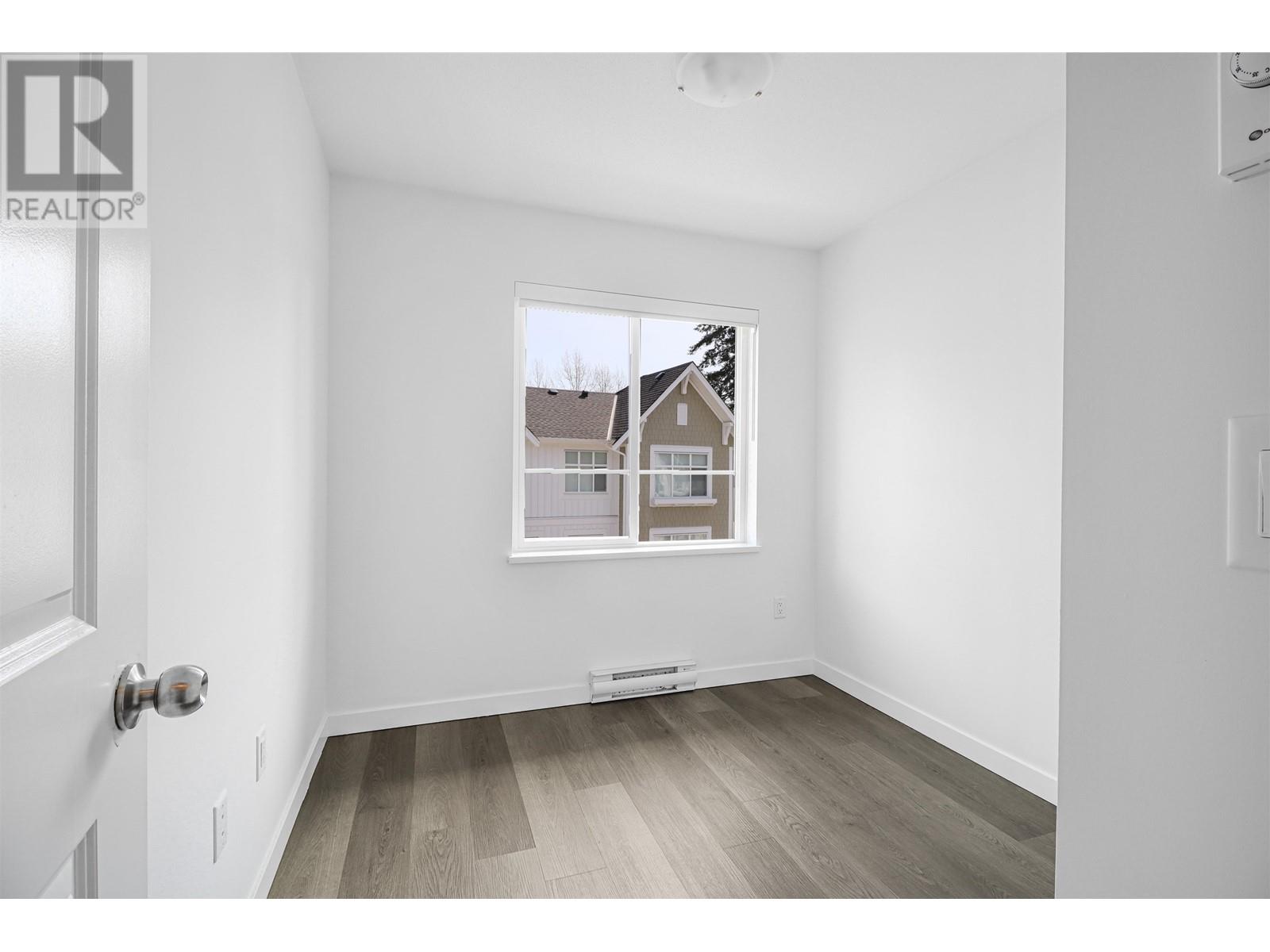 1034 11280 Pazarena Place, Maple Ridge, British Columbia  V2X 9H8 - Photo 13 - R3001993
