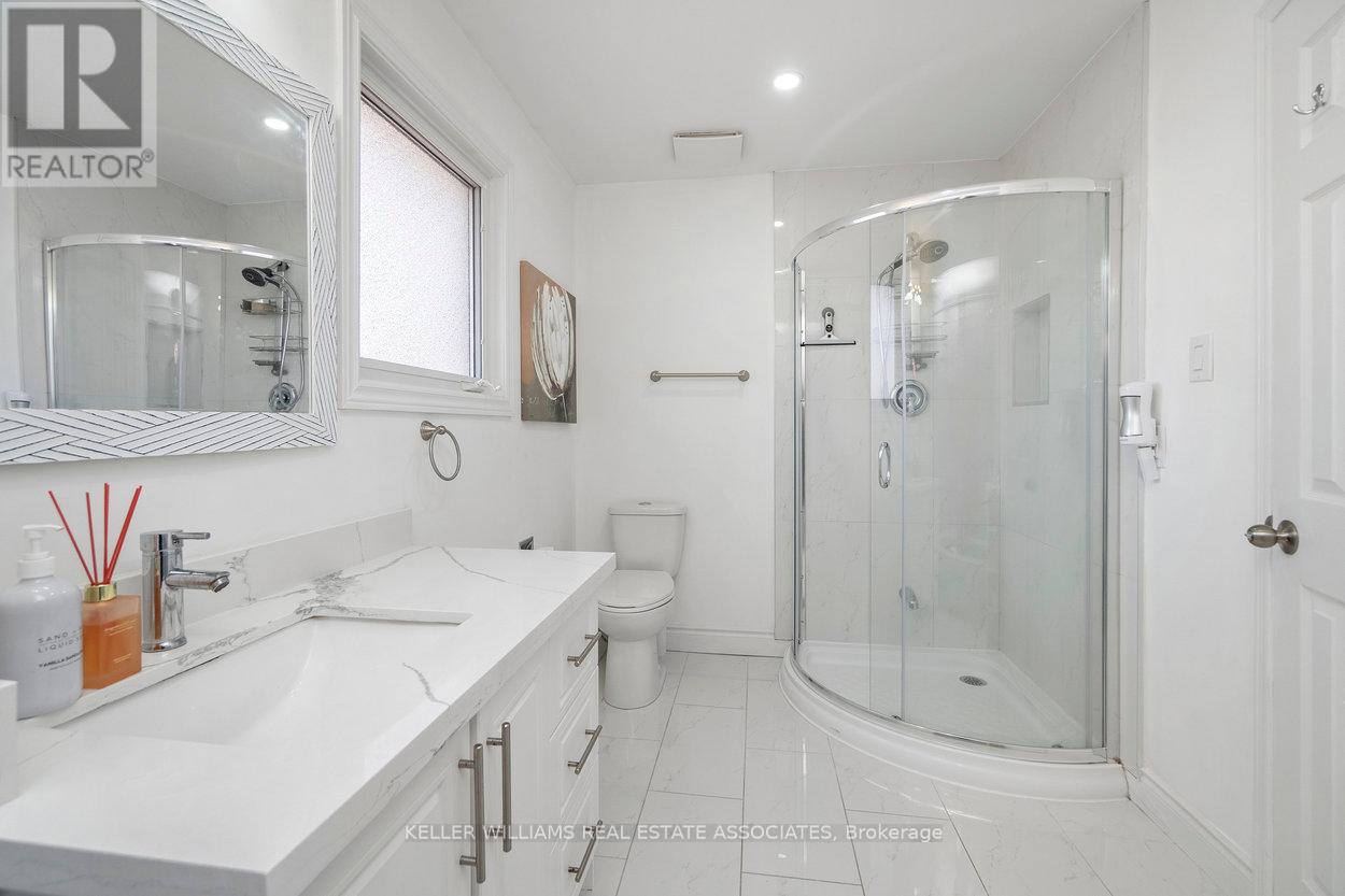 635 Huntington Ridge Drive, Mississauga, Ontario  L5R 1Z7 - Photo 27 - W12063400