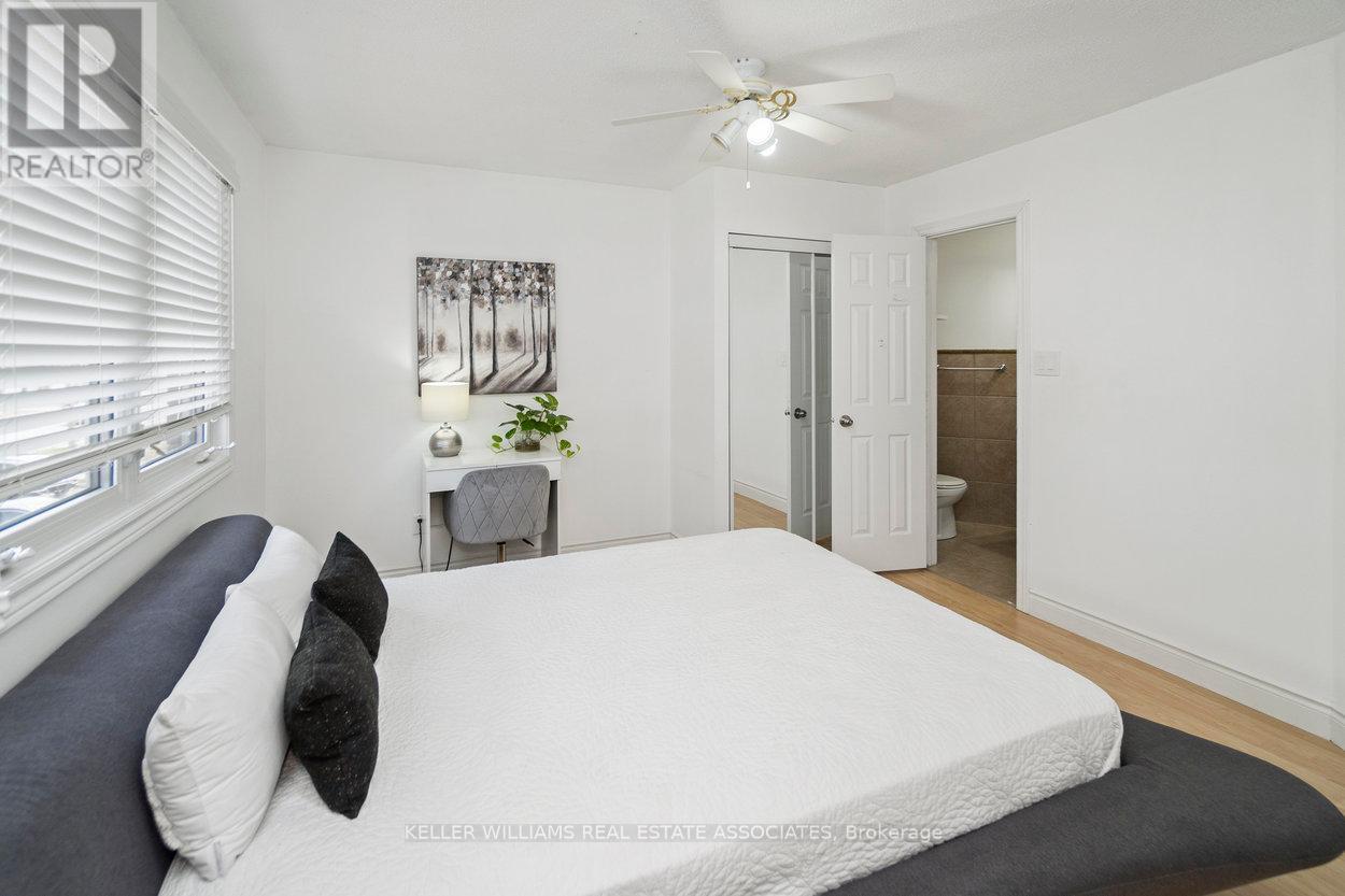 635 Huntington Ridge Drive, Mississauga, Ontario  L5R 1Z7 - Photo 34 - W12063400