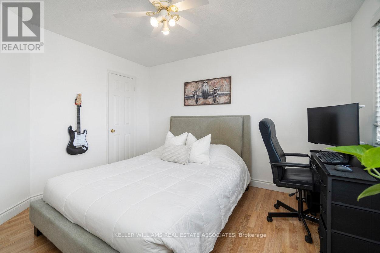 635 Huntington Ridge Drive, Mississauga, Ontario  L5R 1Z7 - Photo 32 - W12063400