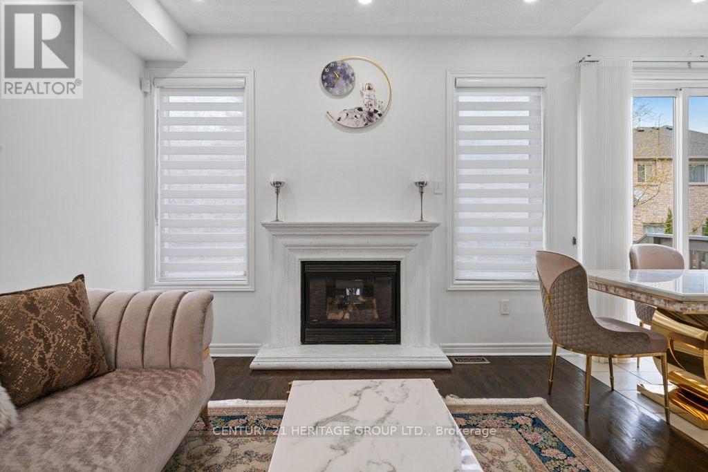 158 Kingshill Road, Richmond Hill (Oak Ridges), Ontario  L4E 4V5 - Photo 6 - N12144009