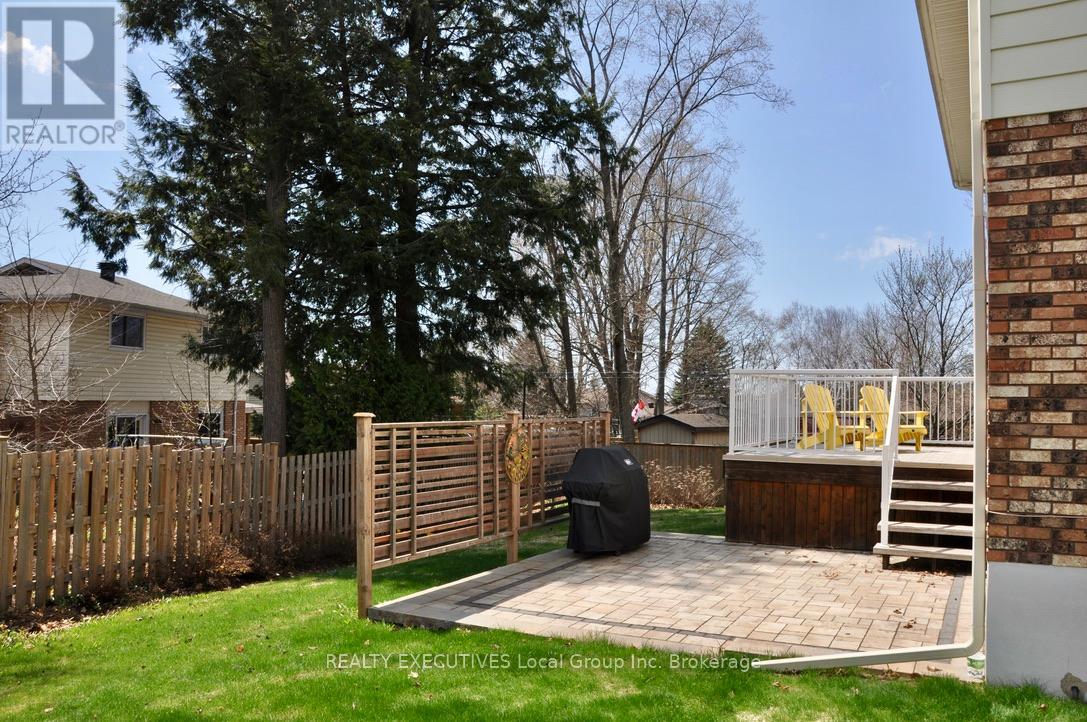 45 Carriage Crescent, North Bay, Ontario  P1C 1G5 - Photo 36 - X12144147