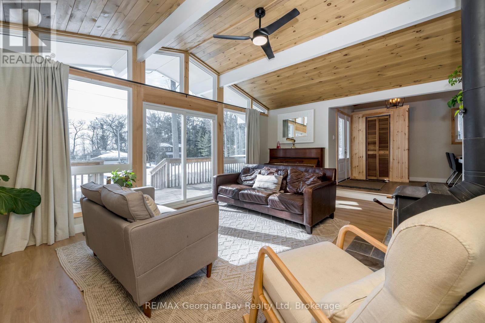 1169 Tiny Beaches Road N, Tiny, Ontario  L9M 1R3 - Photo 12 - S12144070