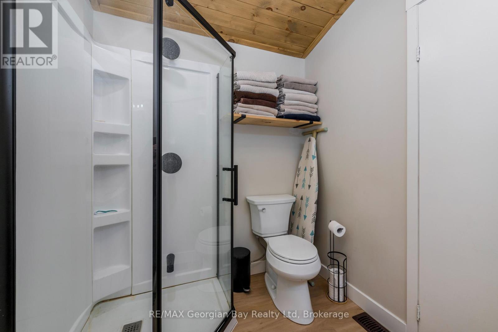 1169 Tiny Beaches Road N, Tiny, Ontario  L9M 1R3 - Photo 17 - S12144070