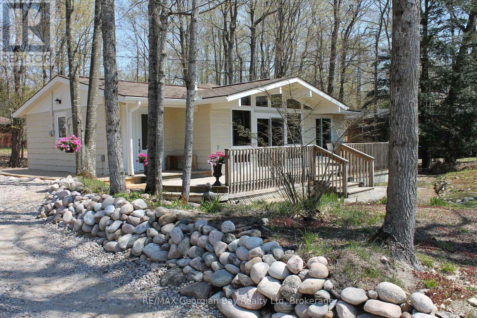 1169 Tiny Beaches Road N, Tiny, Ontario  L9M 1R3 - Photo 36 - S12144070