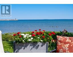 18 - 44 TROTT BOULEVARD, Collingwood, Ontario