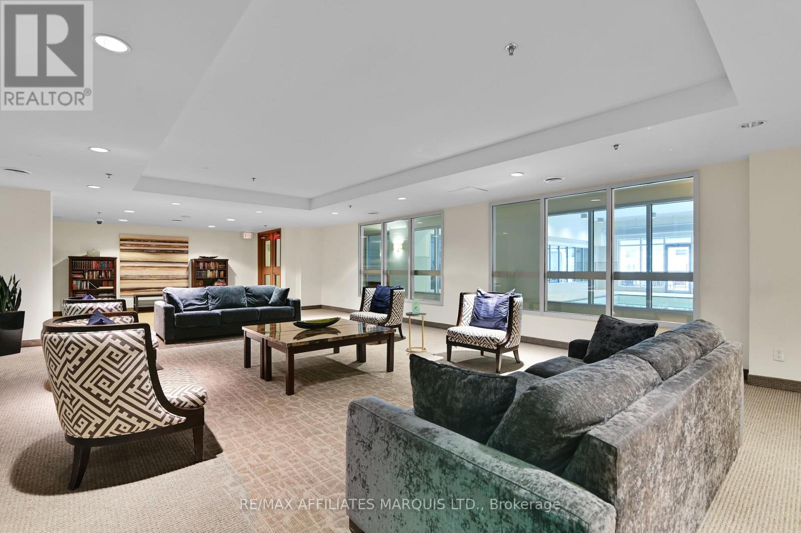 301 - 242 Rideau Street, Ottawa, Ontario  K1N 0B7 - Photo 26 - X12144054