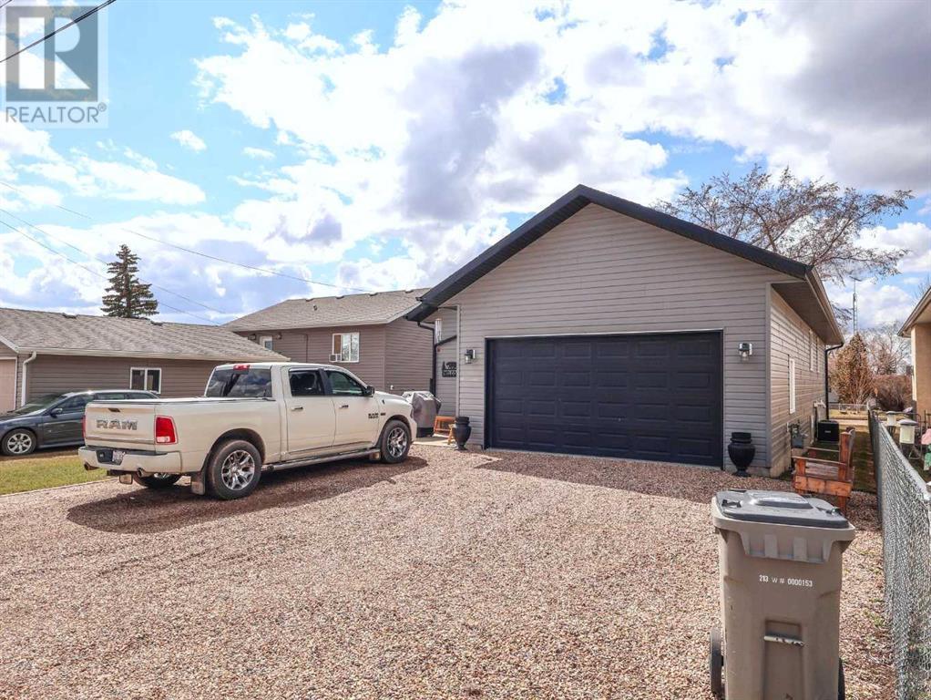 4703 48 Street, Stettler, Alberta  T0C 2L2 - Photo 50 - A2213984