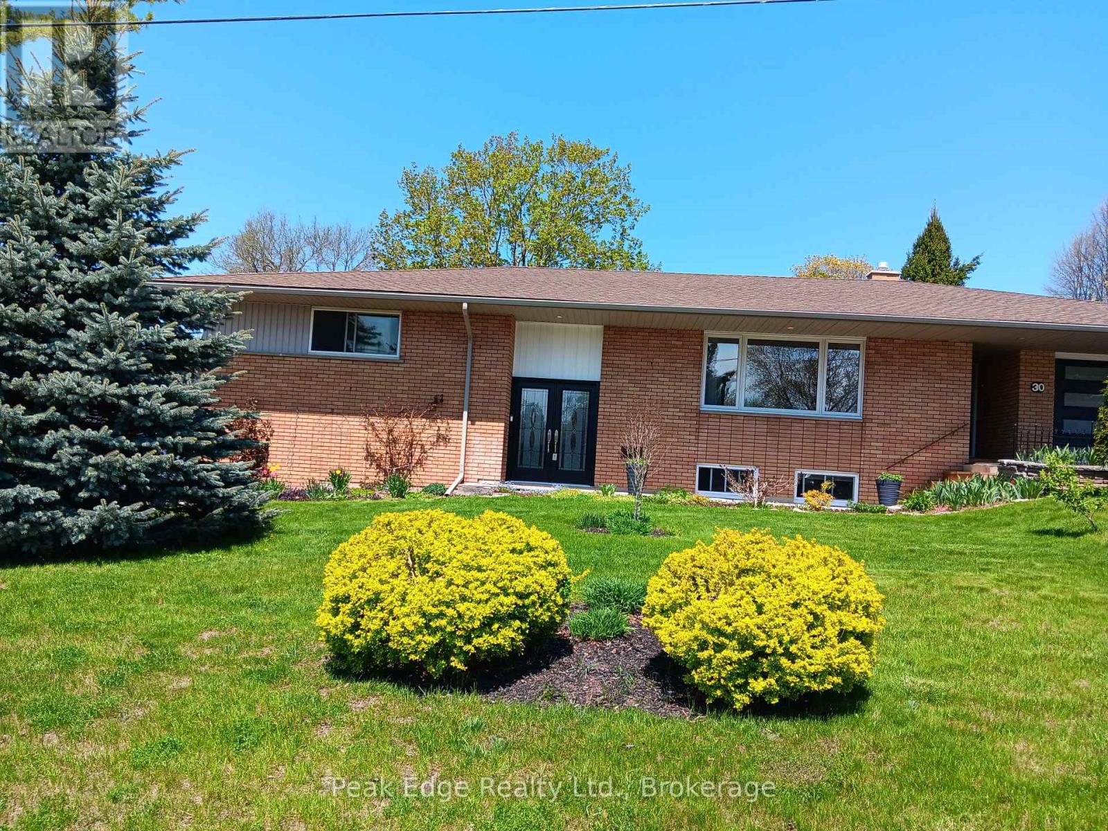 30 7 Th Street, Hanover, Ontario  N4N 1G2 - Photo 15 - X12144082
