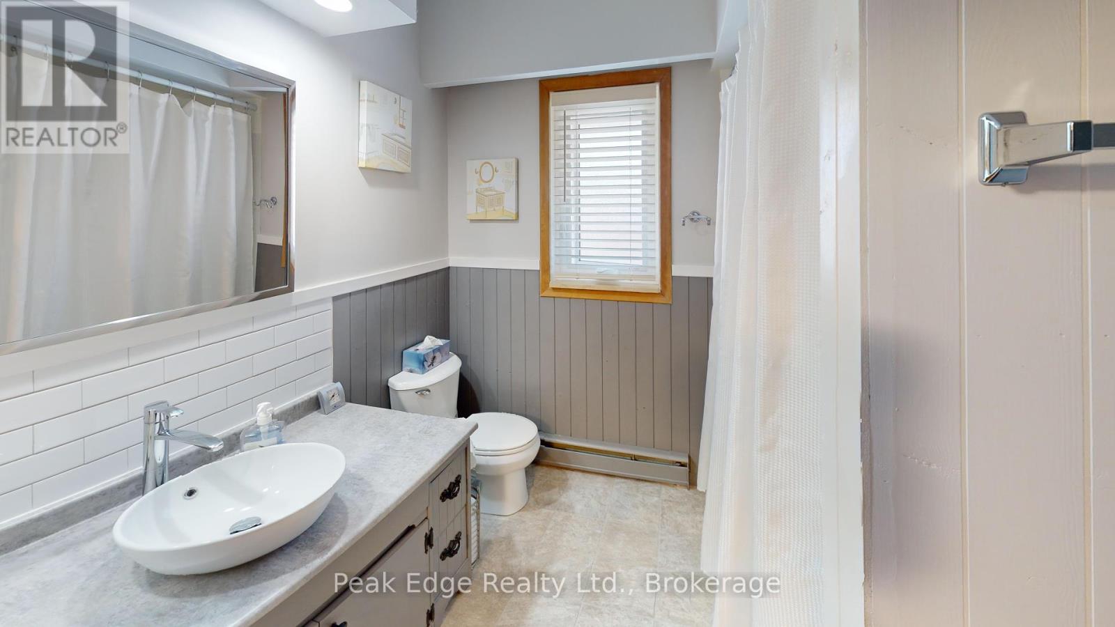 30 7 Th Street, Hanover, Ontario  N4N 1G2 - Photo 38 - X12144082