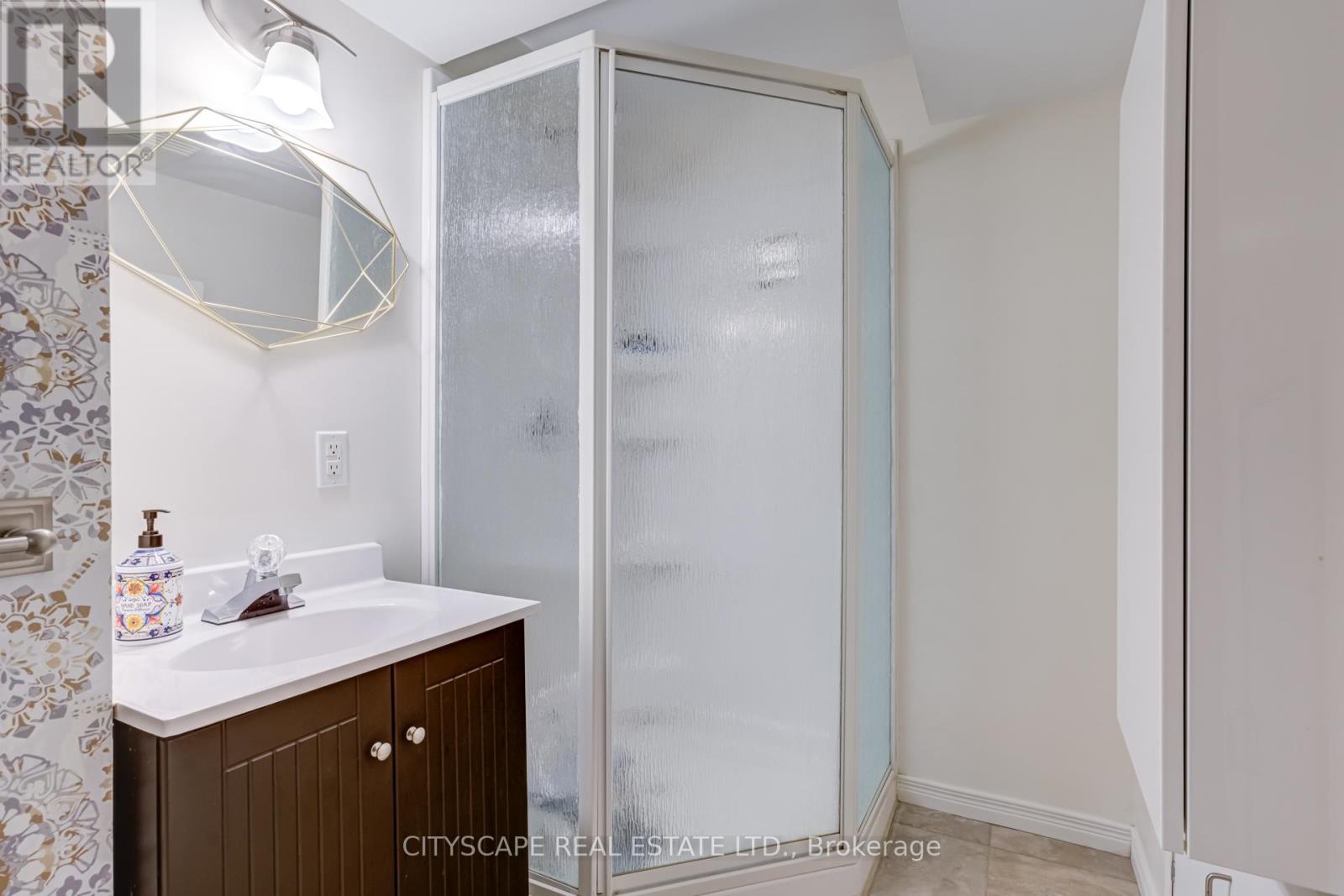 3206 Candela Drive, Mississauga, Ontario  L5A 2T8 - Photo 30 - W12143944