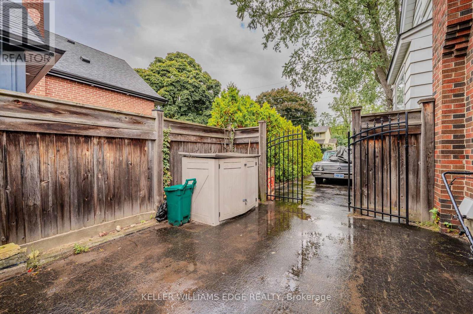 978 North Shore Boulevard W, Burlington, Ontario  L7T 1B1 - Photo 37 - W12143978