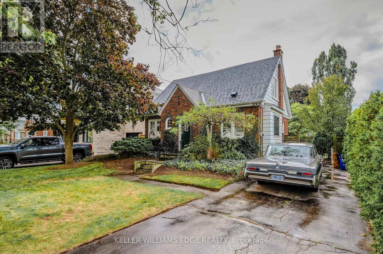 978 North Shore Boulevard W, Burlington, Ontario  L7T 1B1 - Photo 4 - W12143978