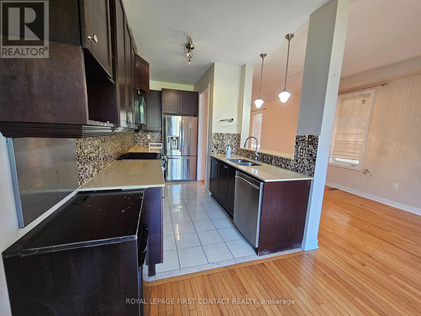 4692 Centretown Way, Mississauga, Ontario  L5R 0C9 - Photo 12 - W12143991