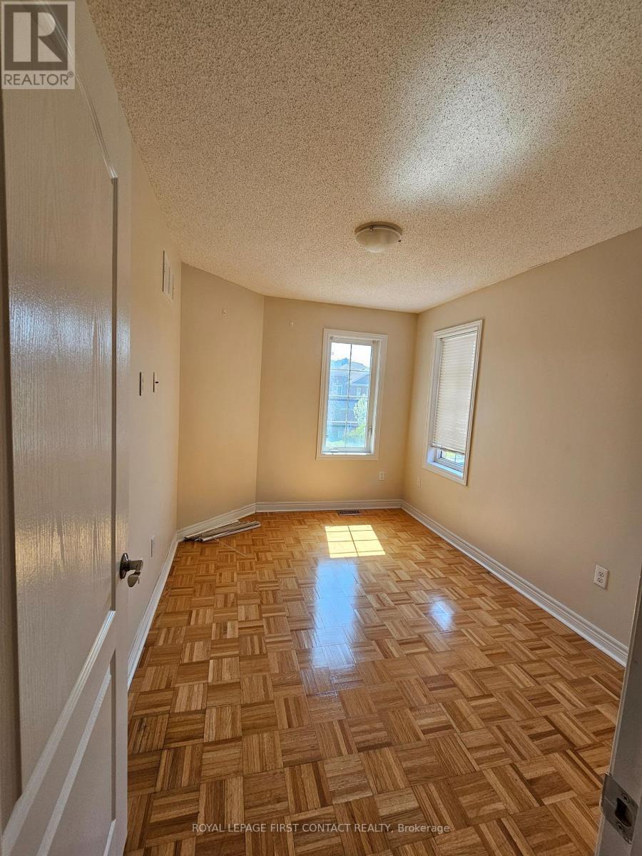 4692 Centretown Way, Mississauga, Ontario  L5R 0C9 - Photo 17 - W12143991