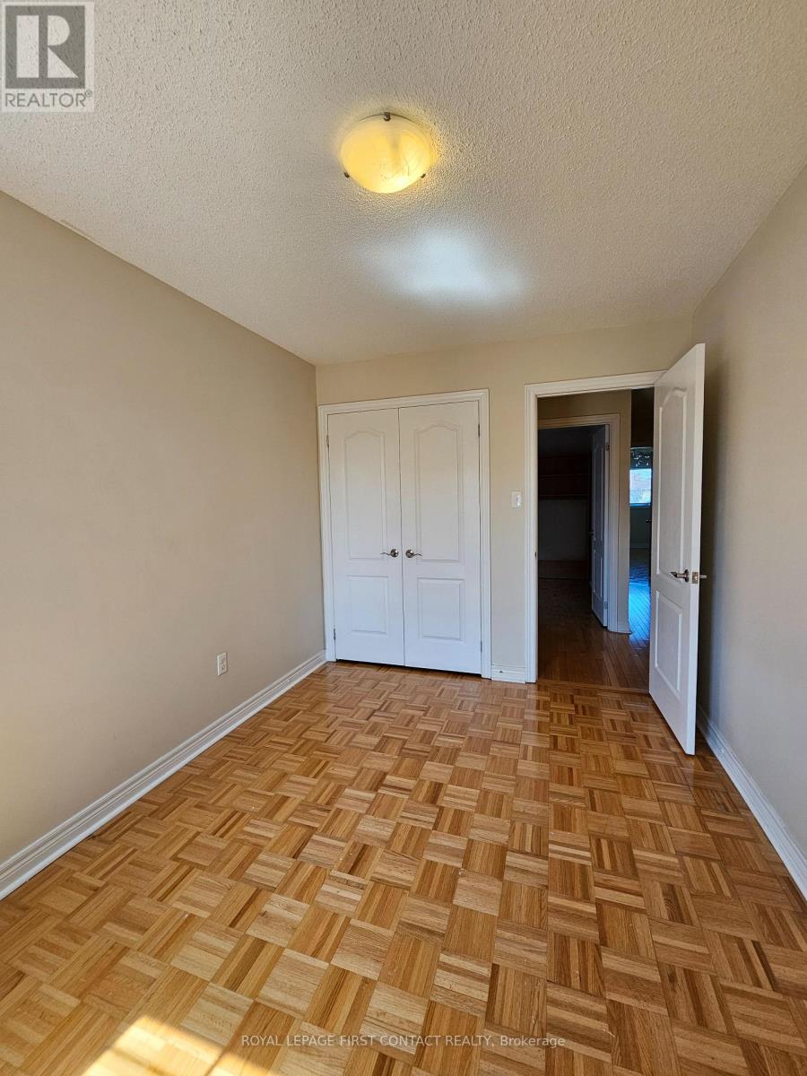 4692 Centretown Way, Mississauga, Ontario  L5R 0C9 - Photo 19 - W12143991