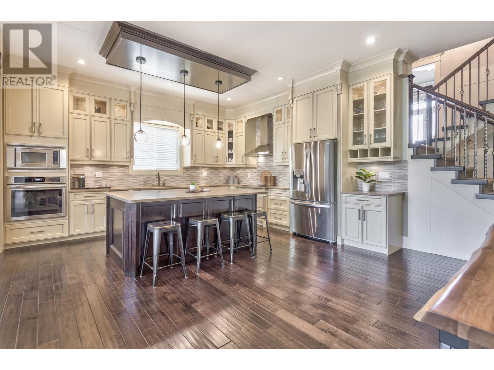 3381 Gislason Avenue, Coquitlam, British Columbia  V3E 0C5 - Photo 7 - R2990003
