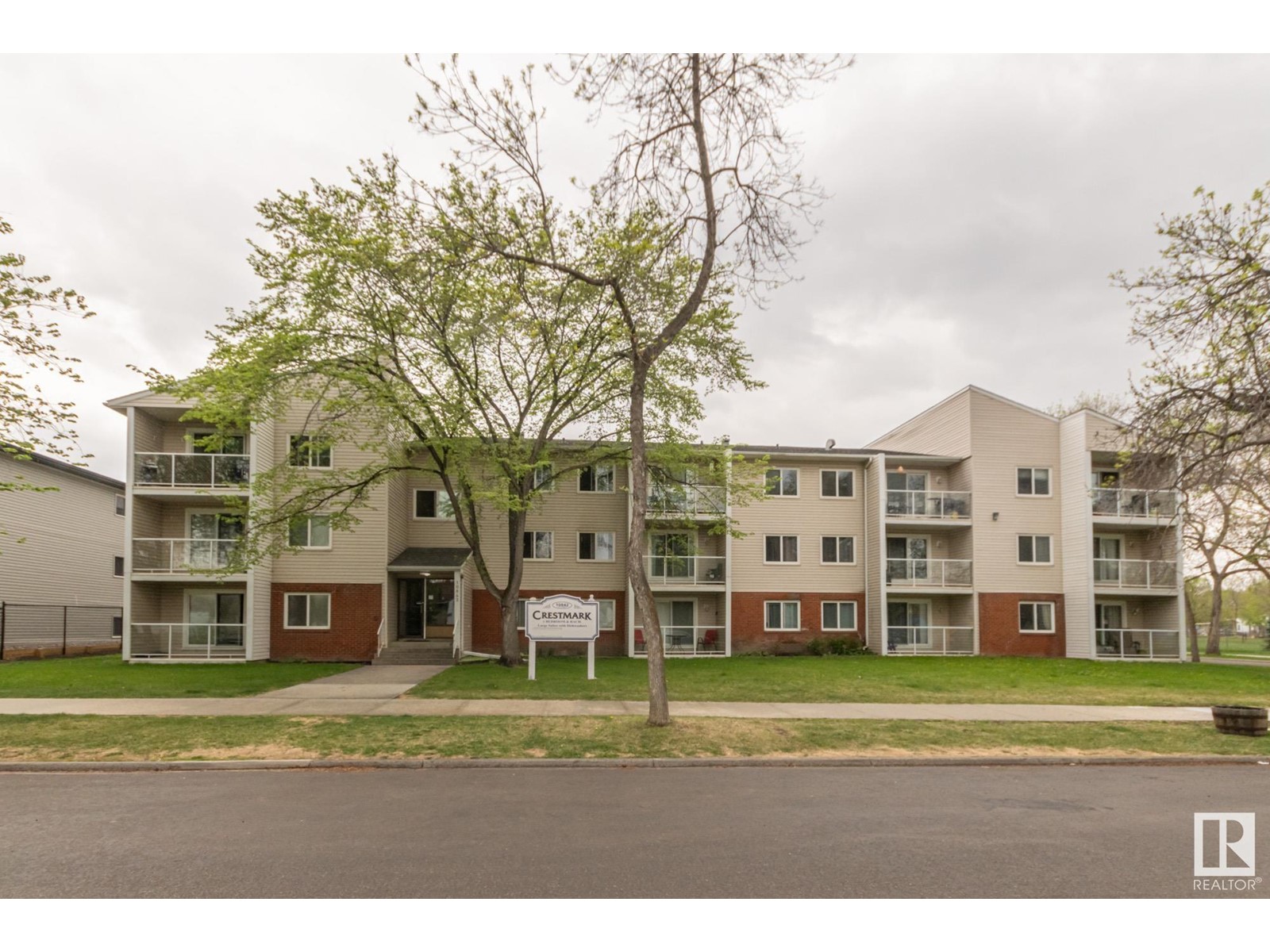 #106 10842 107 St Nw, Edmonton, Alberta  T5H 2Z3 - Photo 2 - E4436102