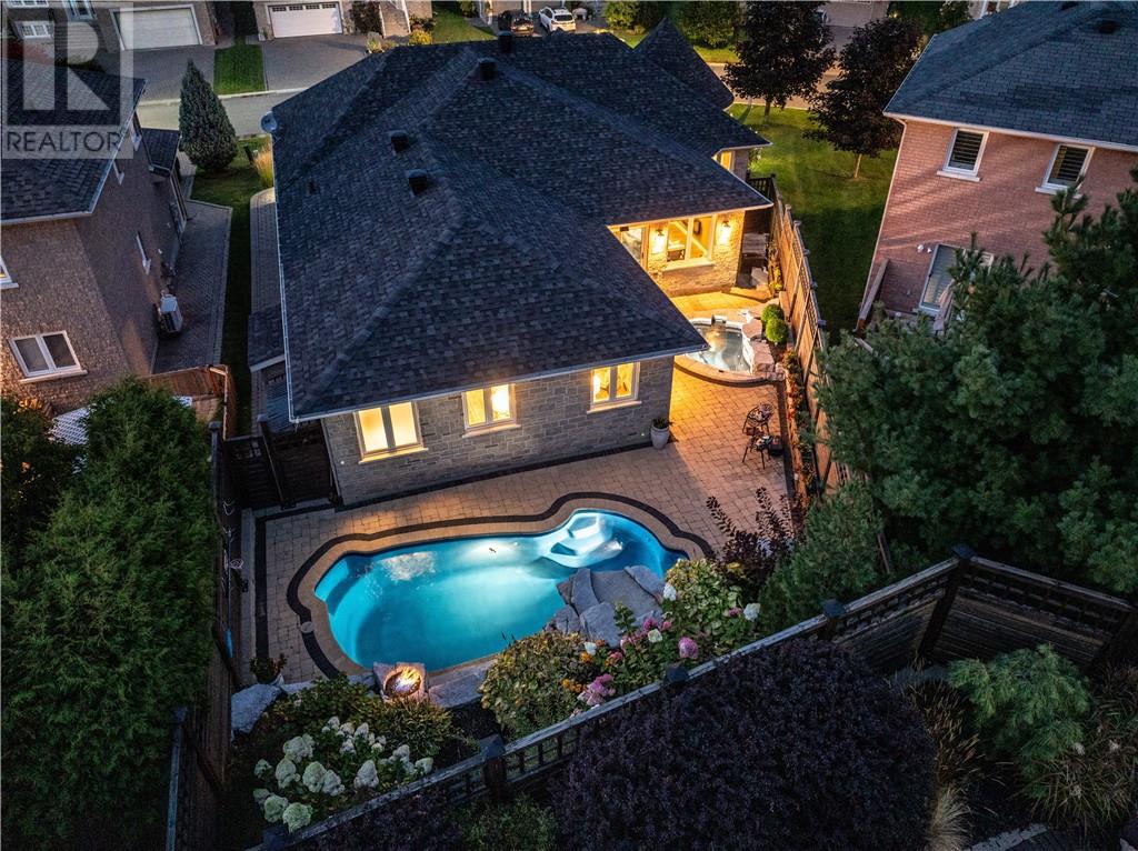 Property at 15 Platinum image 1