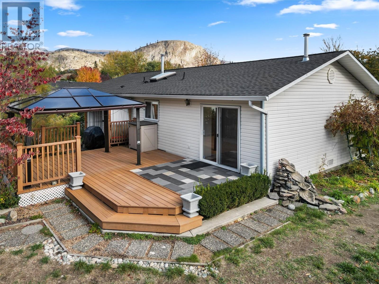 Property at 5228 Thomas Place image 3