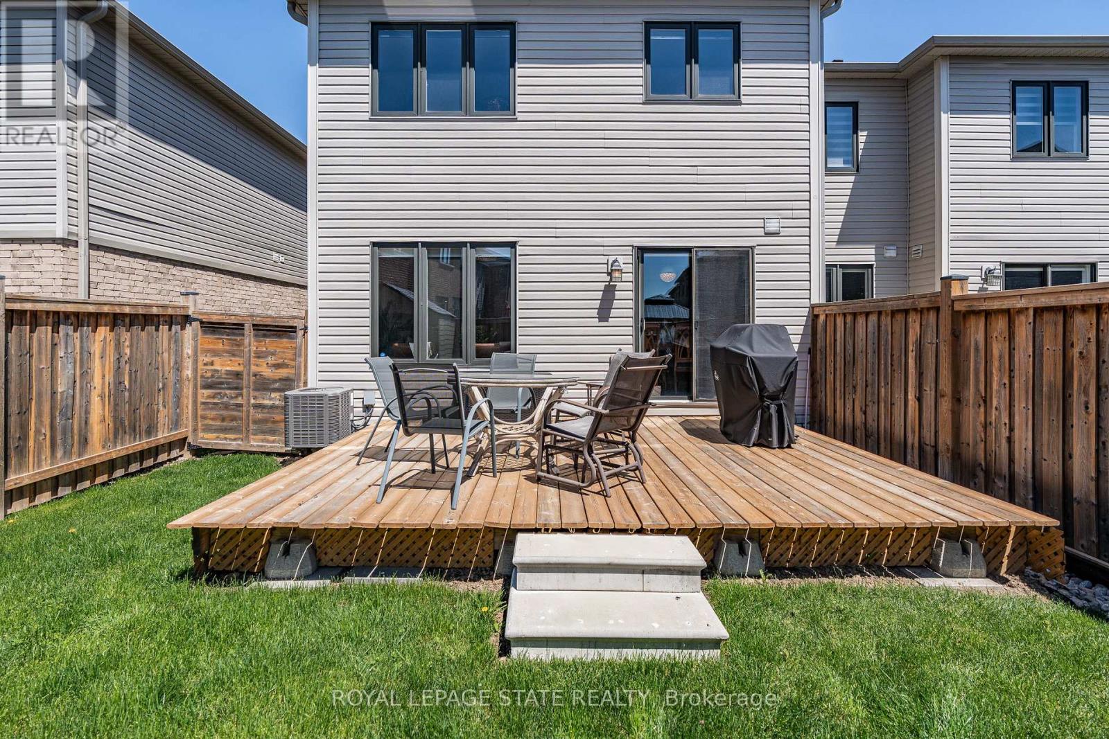 89 Thompson Road, Haldimand, Ontario  N3W 0B8 - Photo 30 - X12143999
