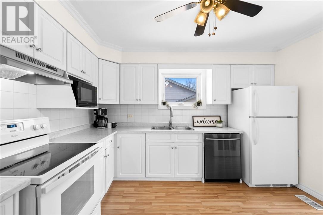 Property at 2287 Lebel Street image 5