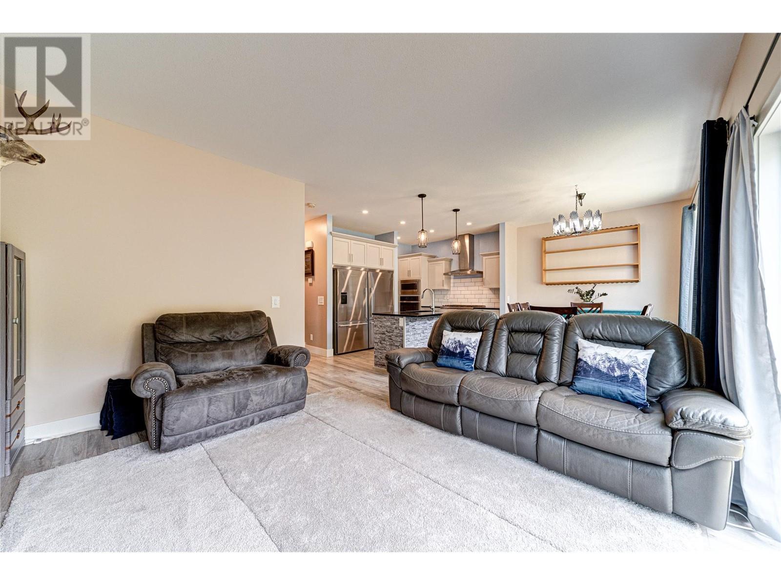 1317 Cherrywood Boulevard, Sparwood, British Columbia  V0B 2G2 - Photo 23 - 10346727