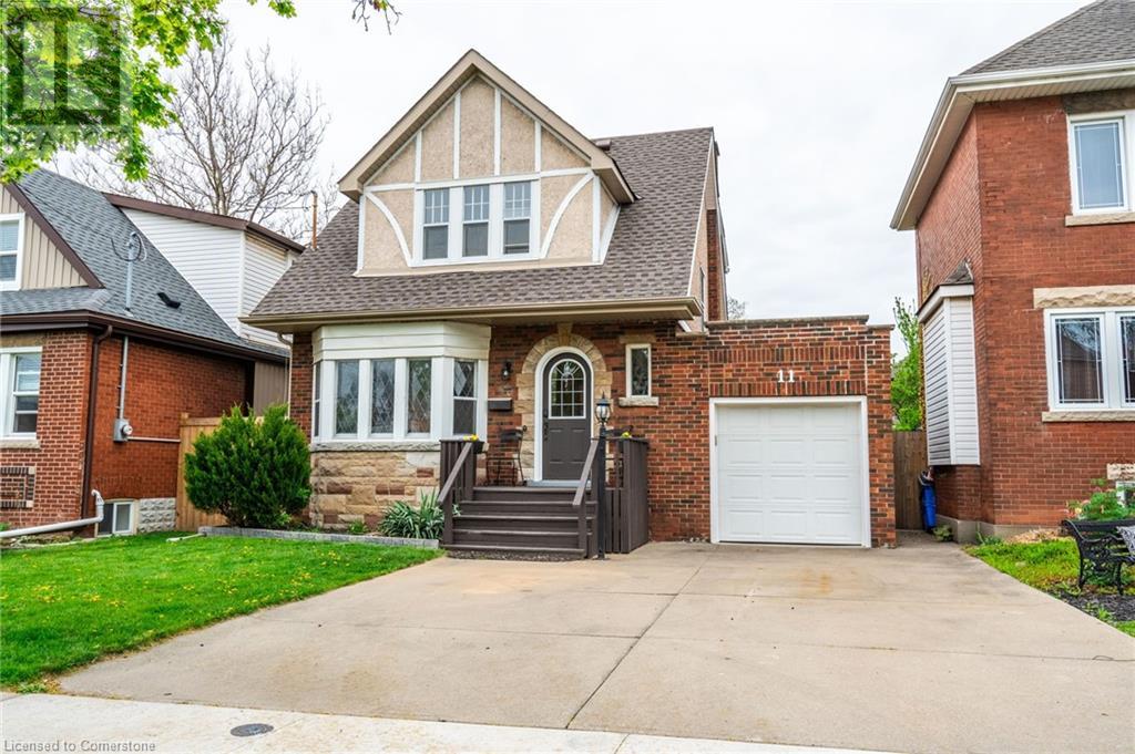 11 Huxley Avenue S, Hamilton, Ontario  L8K 2P5 - Photo 2 - 40726911