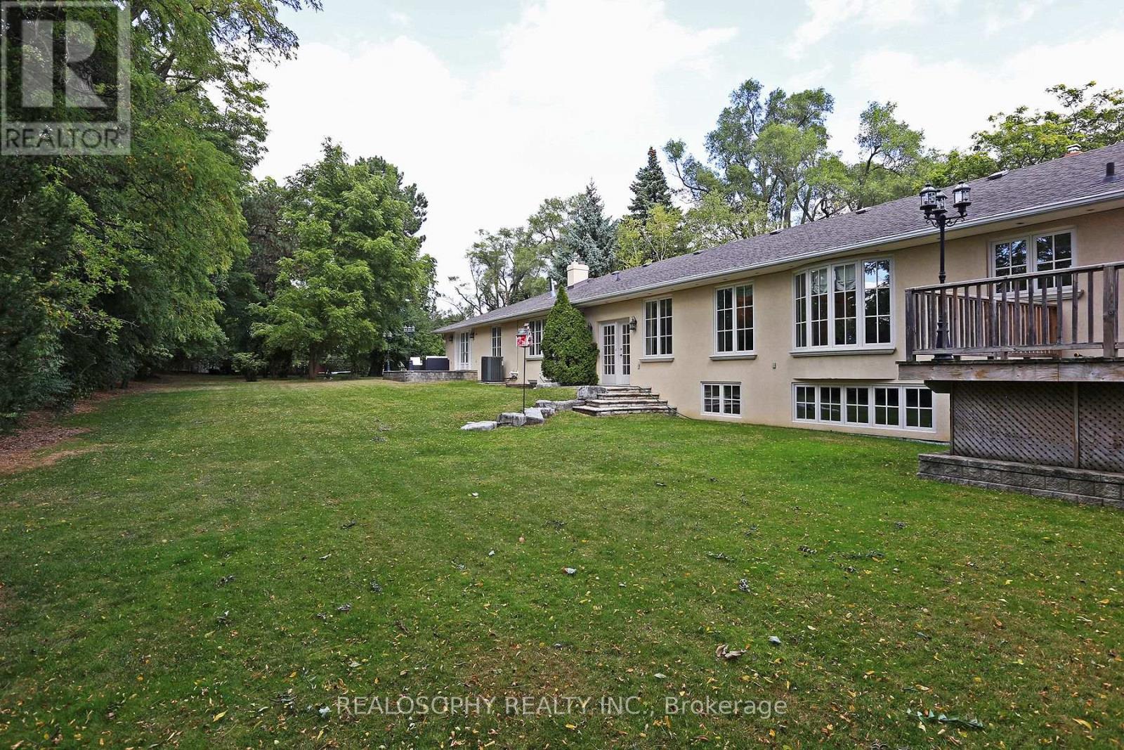 Property at 7 PURLING PLACE image 5