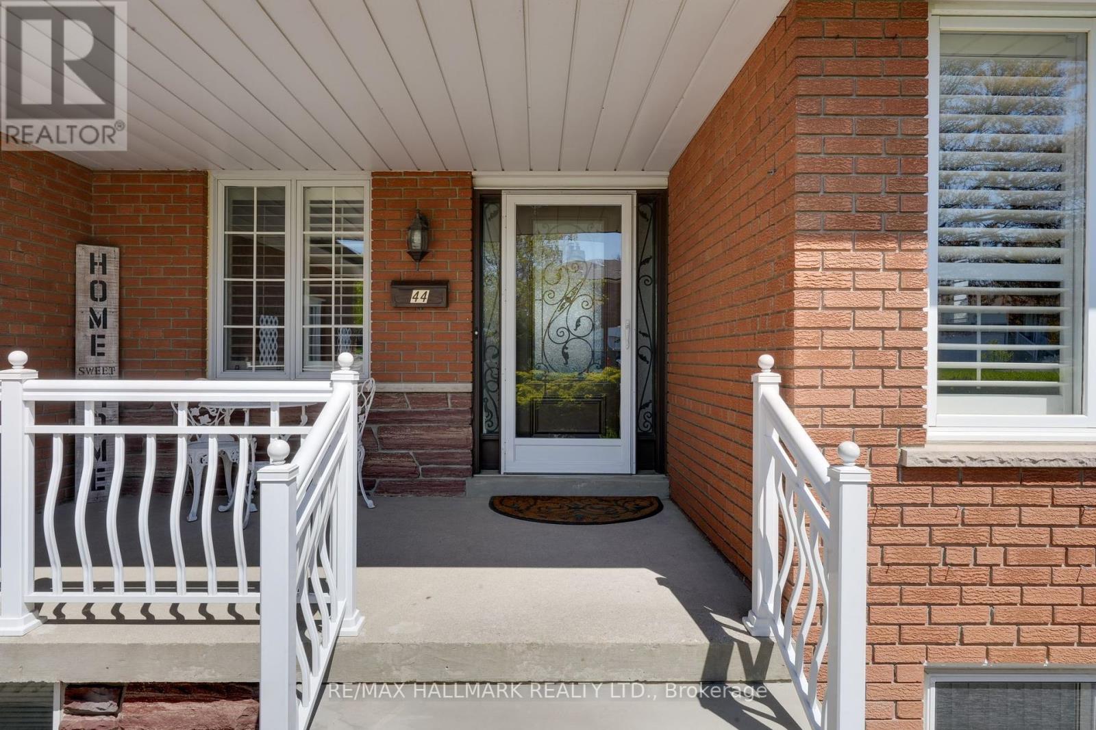 Property at 44 ARKONA DRIVE image 3