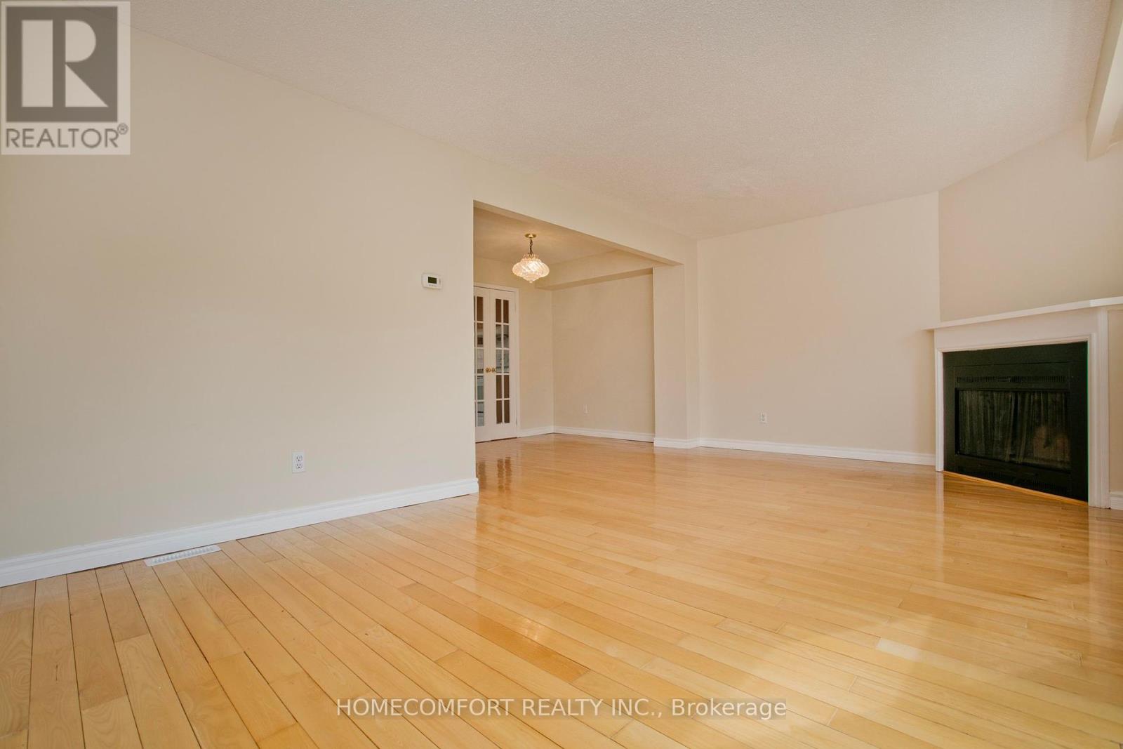 33 Fawndale Crescent, Toronto, Ontario  M1W 2X3 - Photo 7 - E12144205