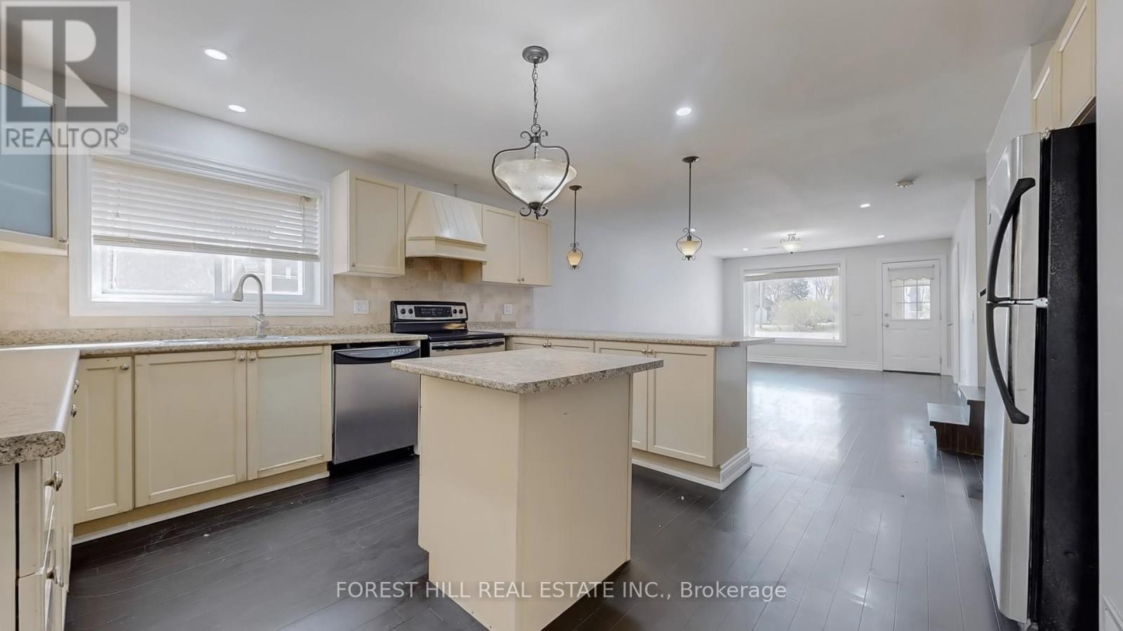 1118 Gilford Road, Innisfil (Gilford), Ontario  L0L 1R0 - Photo 12 - N12144107