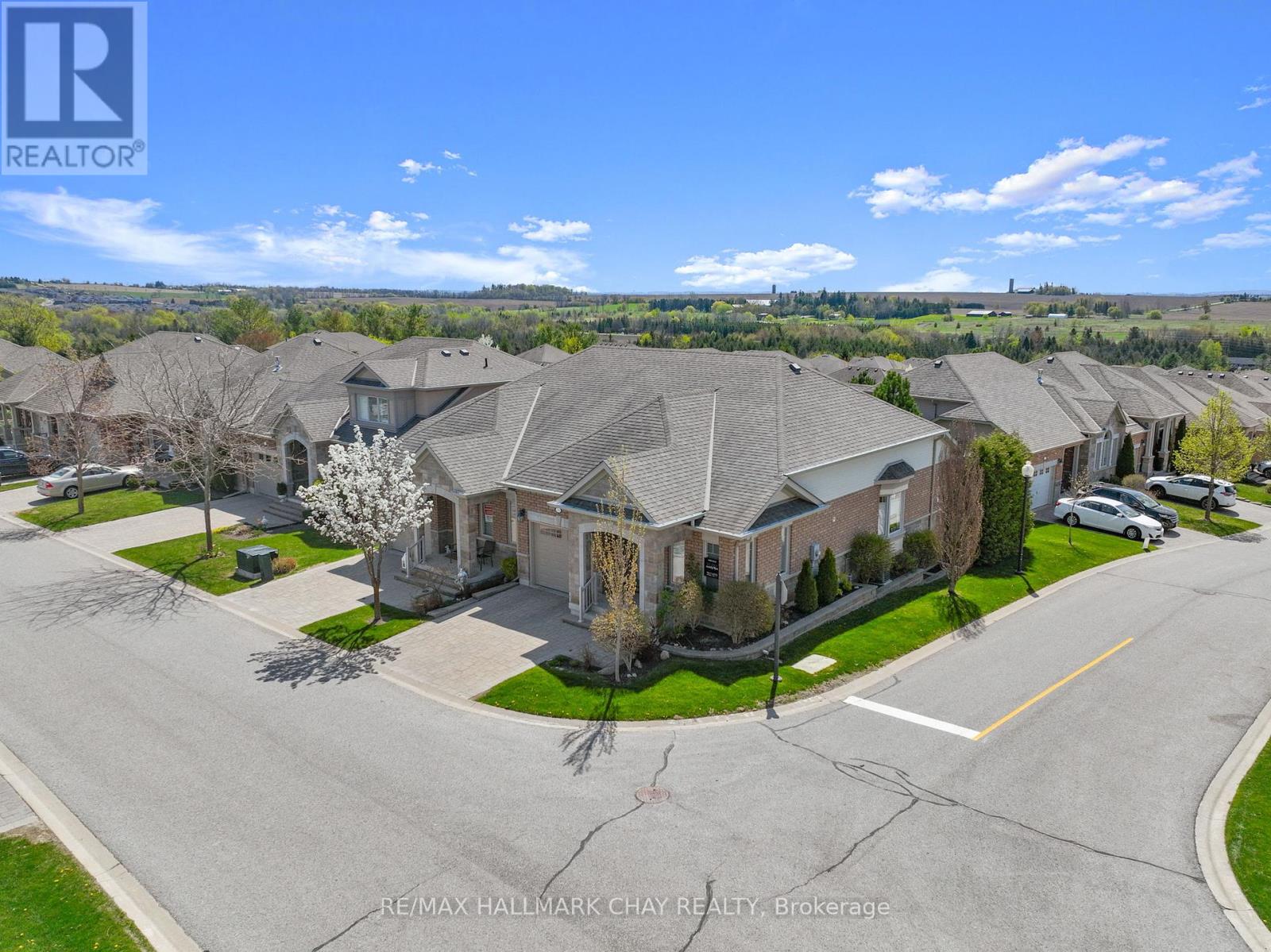 190 Ridge Way, New Tecumseth, Ontario  L9R 0H3 - Photo 4 - N12144128