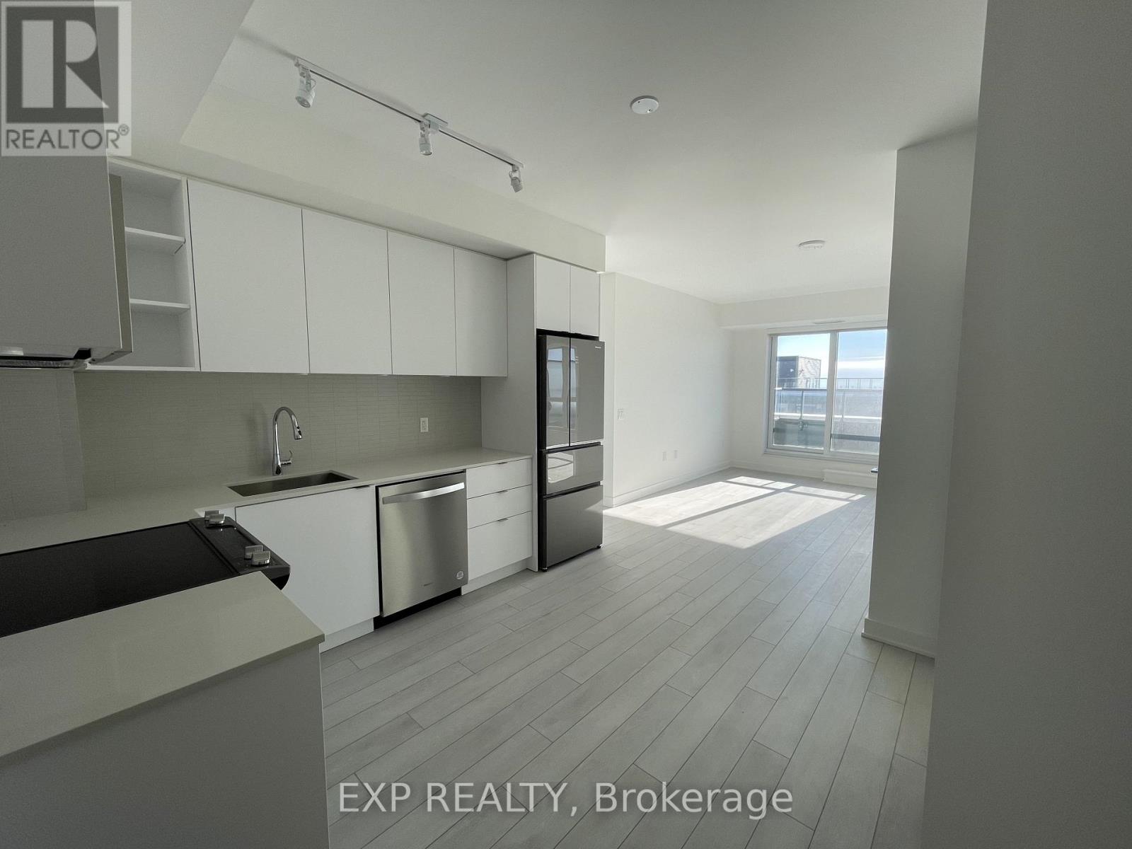 917 - 100 EAGLE ROCK WAY, Vaughan, Ontario