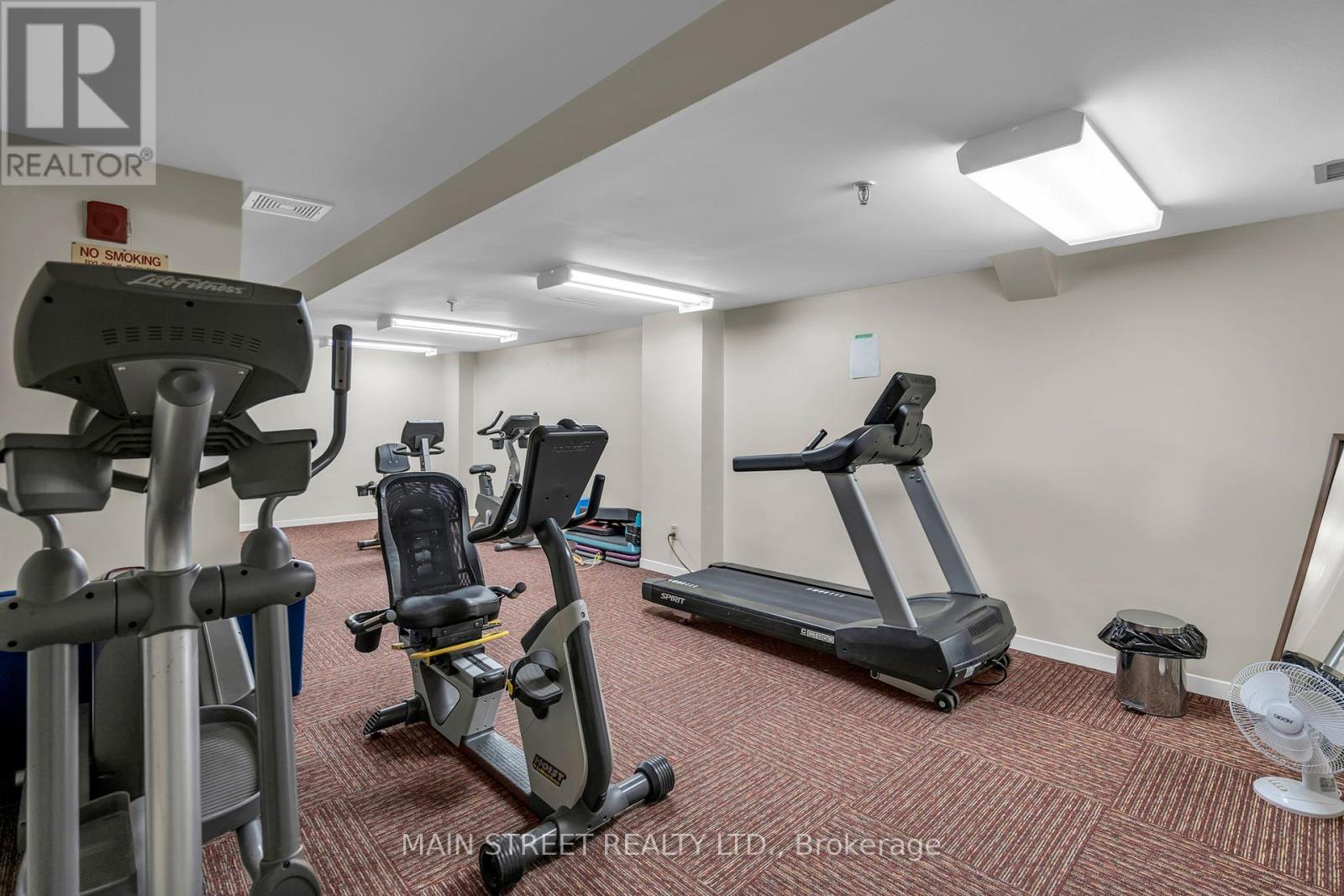 203 - 250 Davis Drive, Newmarket, Ontario  L3Y 7T7 - Photo 21 - N12144220