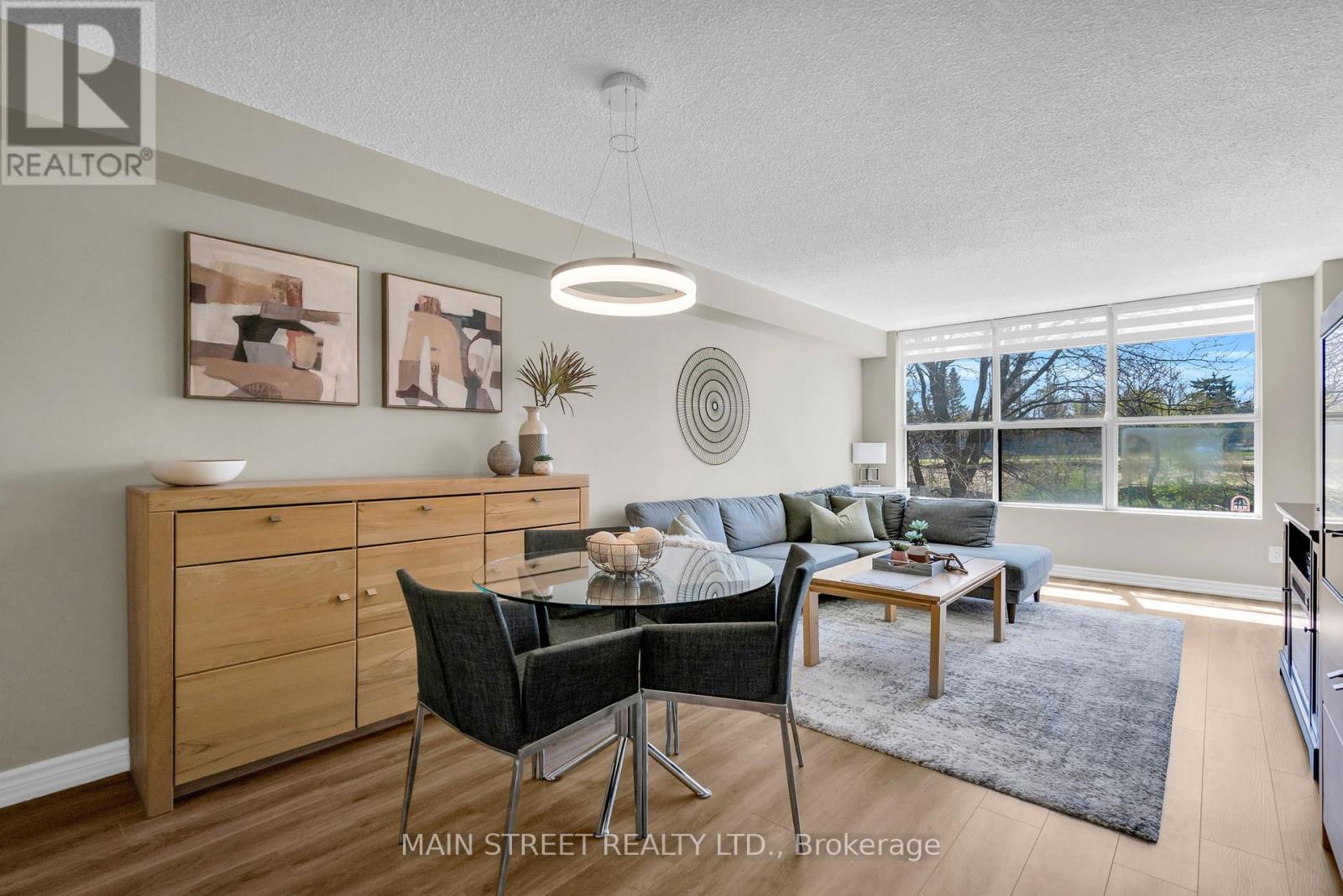 203 - 250 Davis Drive, Newmarket, Ontario  L3Y 7T7 - Photo 9 - N12144220