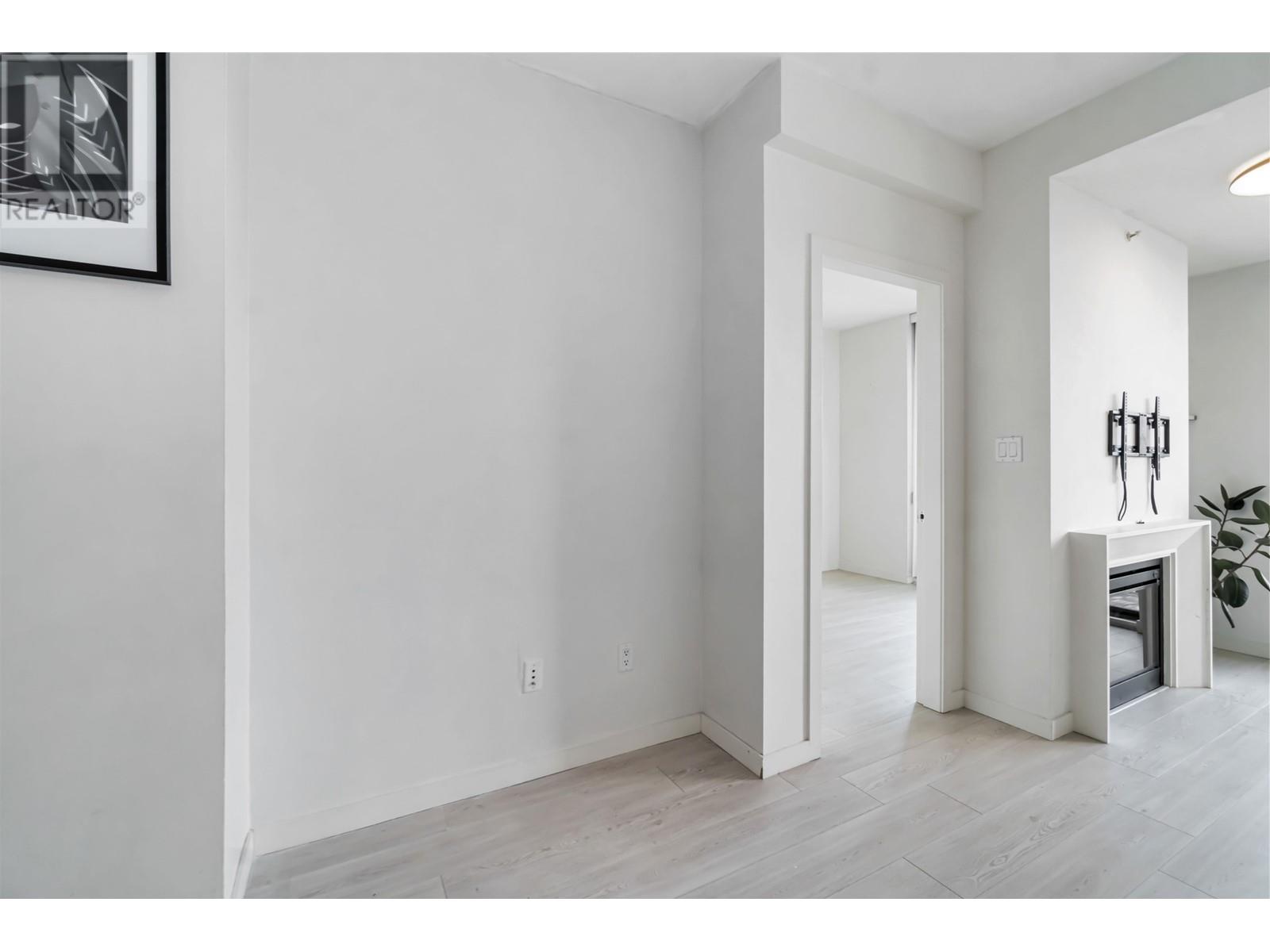 1203 2982 Burlington Drive, Coquitlam, British Columbia  V3B 0B3 - Photo 11 - R3001997