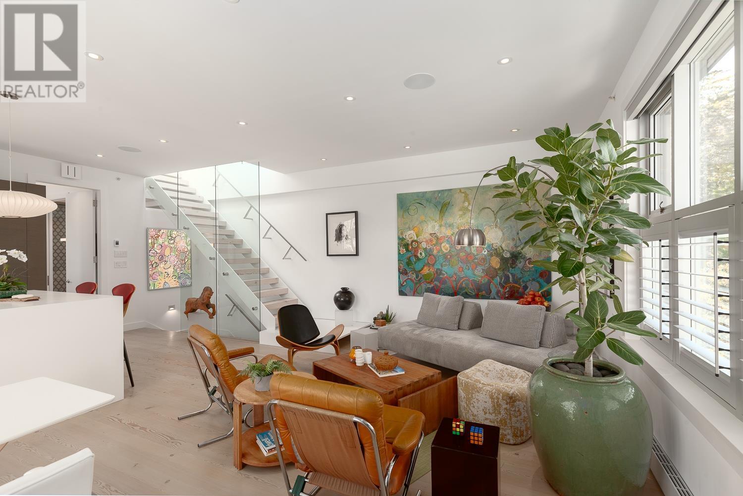 708 Heatley Avenue, Vancouver, British Columbia  V6A 4M1 - Photo 17 - R3002001