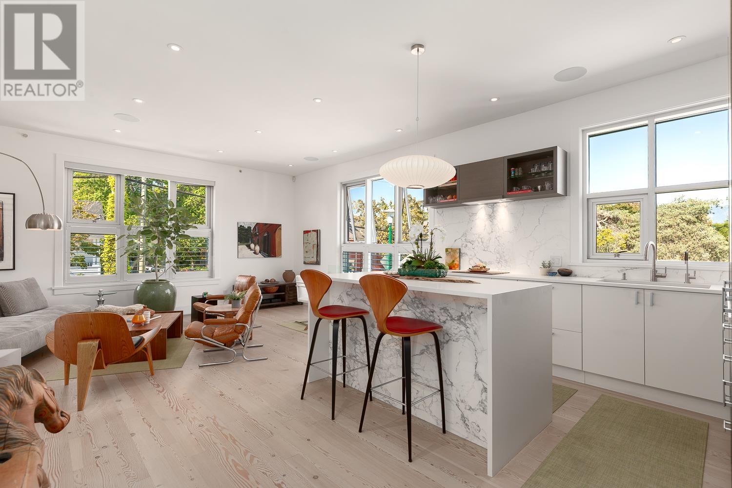 708 Heatley Avenue, Vancouver, British Columbia  V6A 4M1 - Photo 9 - R3002001