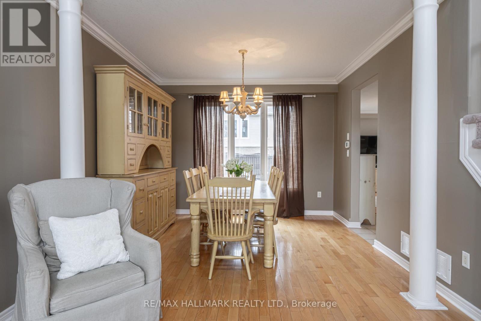 28 Kensington Trail, Barrie, Ontario  L4N 0K5 - Photo 12 - S12144200
